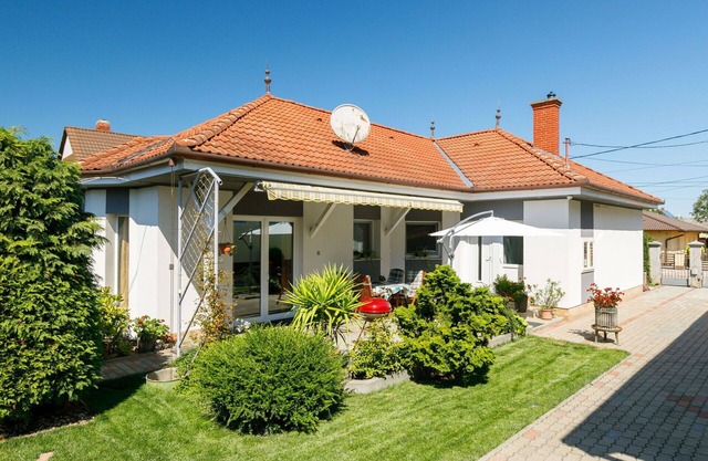 Stunning private villa for 5 guests with WIFI, TV, terrace and parking