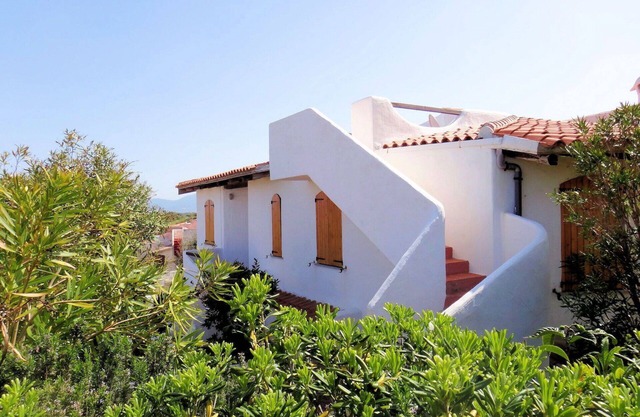 Stunning private villa for 6 people with A/C, WIFI, TV, terrace, pets allowed and parking