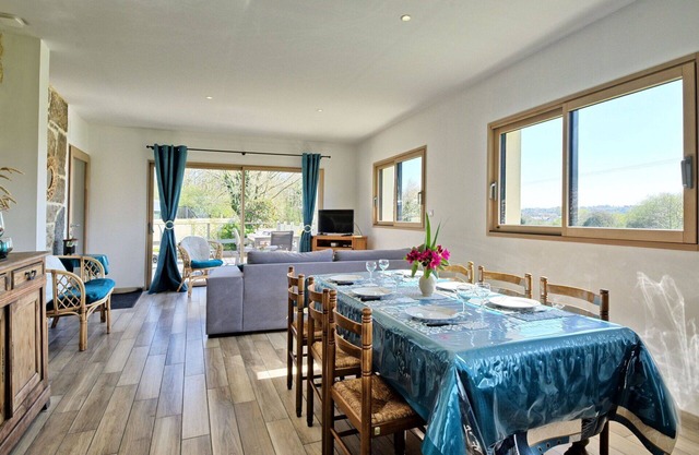 Stunning private villa for 6 guests with WIFI, TV and terrace