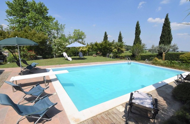 Stunning private villa with A/C, WIFI, private pool, TV, patio, pets allowed and panoramic view