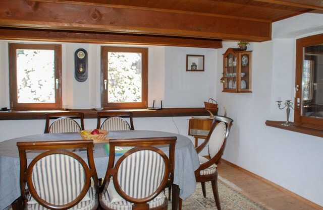 Stunning private villa for 6 guests with WIFI, TV, patio, pets allowed and panoramic view