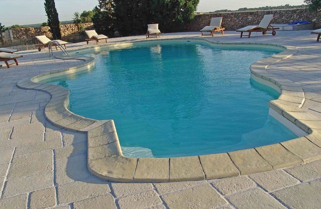 Stunning private villa for 10 guests with WIFI, private pool, A/C, TV, patio and panoramic view