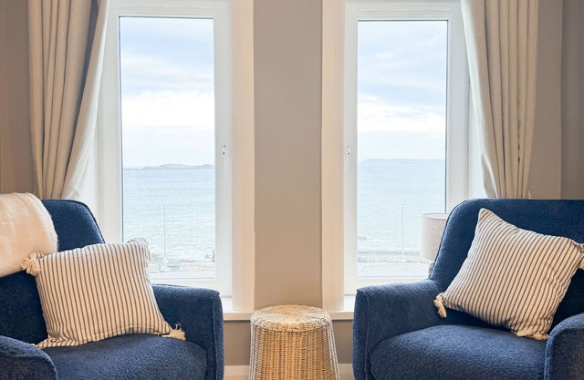 Stunning sea view apartment - Sea Loft @ No 6