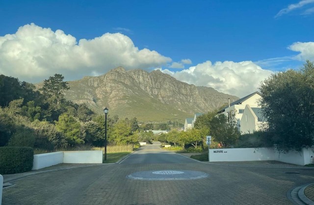 Stunning three bedroom home in secure estate Stellenbosch-be at one with nature