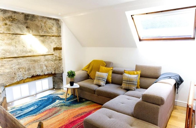 Stunning & unique apt in Culross