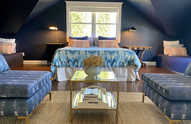 Stunning views in premier winery area. Very private with deck!