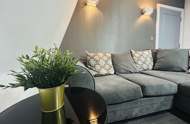 Stylish 1 Bed Flat in central Eastbourne