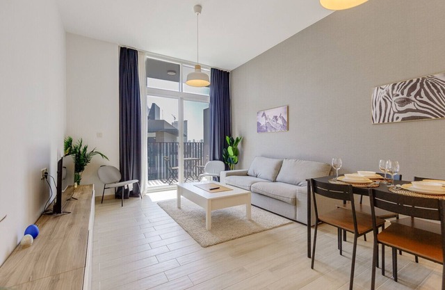 Stylish 2 Bedroom Apartment in Belgravia 3, JVC