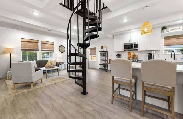 Stylish 3BR | 2mi to Waterfront + Fenced Yard