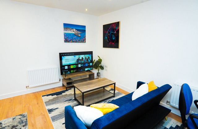 Stylish Airport Apartment
