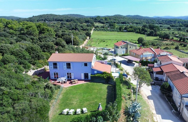 Stylish Casa Lavanda with private pool and garden in Vrsar