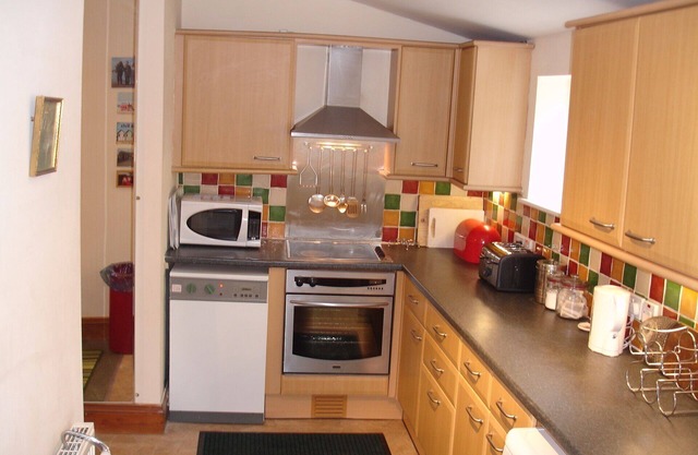 Stylish, Cosy, Family-Friendly Former Chapel in Heart of Staithes. Sleeps 8 (9)