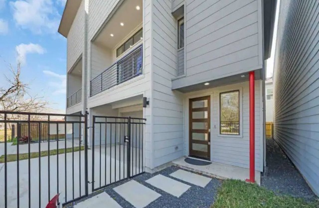 Stylish Cozy home near DT Houston and Medical Cntr