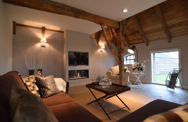 Stylish Farmhouse with Private Garden and Sauna
