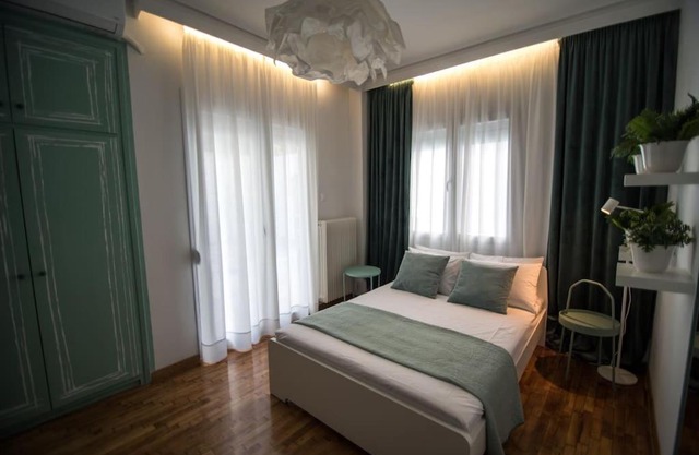 Stylish Home - in the heart of Larissa