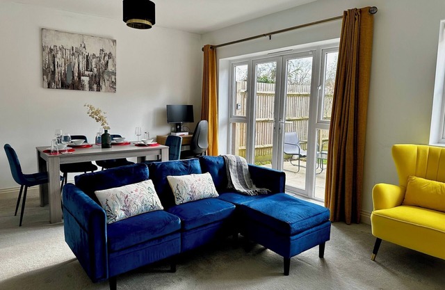 Stylish modern family-friendly retreat in the heart of Berkshire