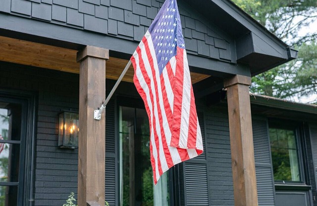 Stylish private home, 1 mile from Historic Downtown Franklin, TN