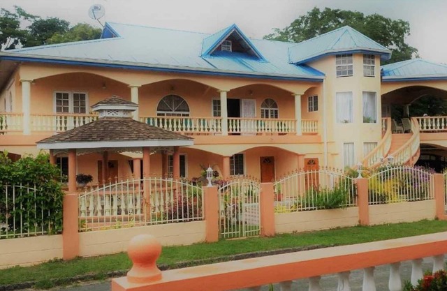 Suelynda's Place - In the beautiful and historic village of Black Rock Tobago