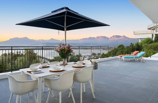 Suikerbossie 52 - One Bedroom Apartment, Sleeps 2