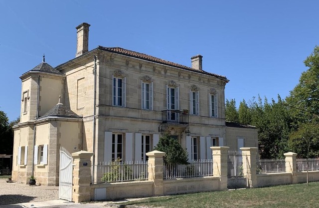 Suite privative Abella - Aile de maison bourgeoise