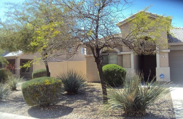 *SUMMER SPECIALS* Scenic Golf Course 3 Bed Home w/Private Pool and Hot Tub