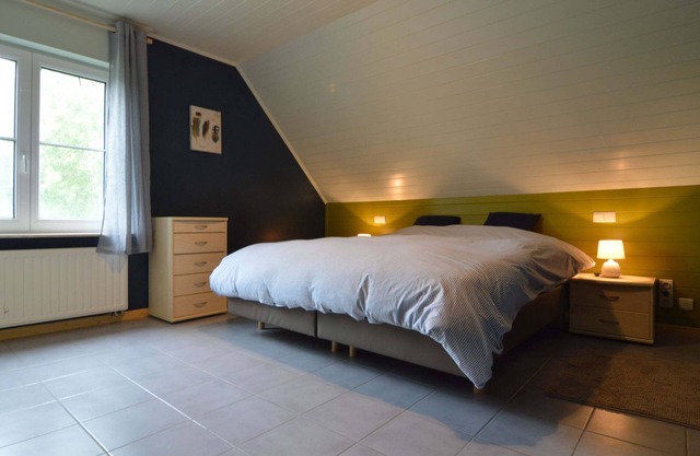 Sun-kissed Villa in Diksmuide With Garden, Sauna