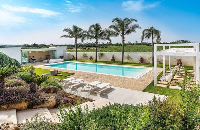 Sun Stone Villa with garden and pool