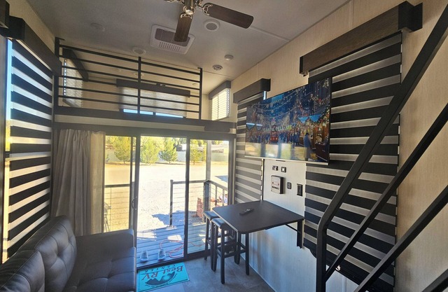 Sun Tiny House E