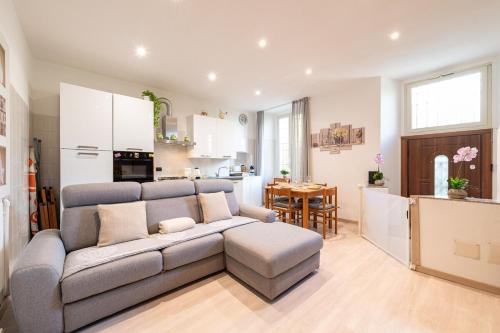 Sunflower - Modern Apartment on Lake Maggiore