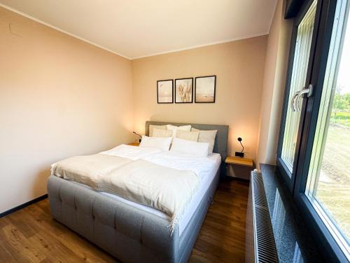 SuNhouse41 Zagreb - Pool, Garden, BBQ and Community Area