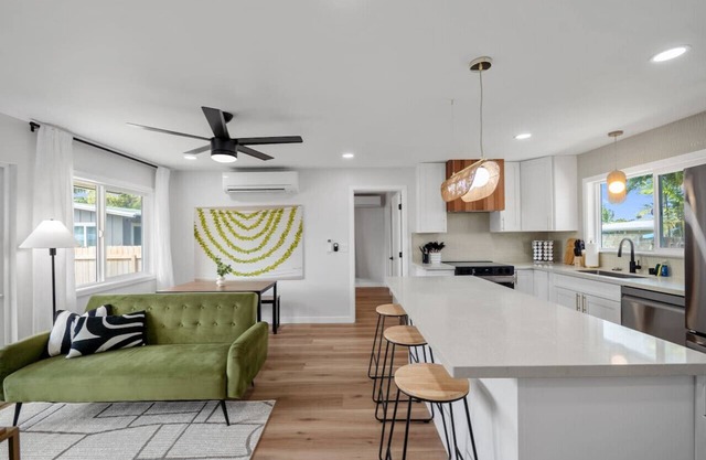 Sunlit Island Escape in Kailua