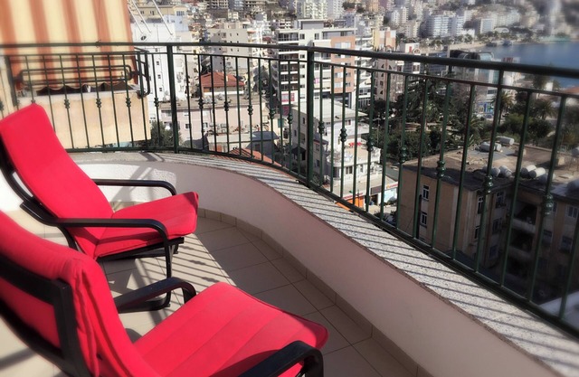 Sunny flat with breathtaking panoramic View