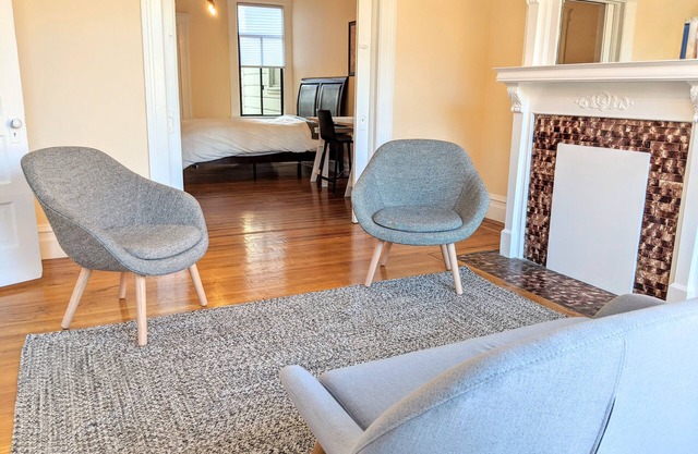 Sunny Large Unit on Two Level in the Mission 4 Bedrooms/3 Bathrooms