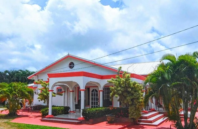 Sunny Palm Villas