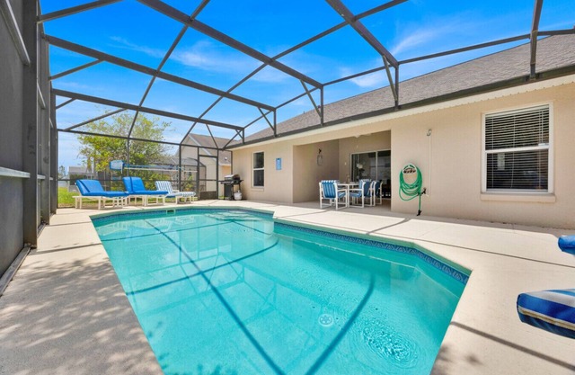 Sunny Pool Deck & Games Room, Pet Friendly!