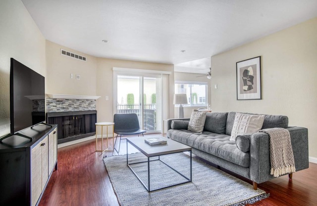 Sunny Redwood City 2BR w/Pool, W/D, Parking, near WF + TJ, by Blueground