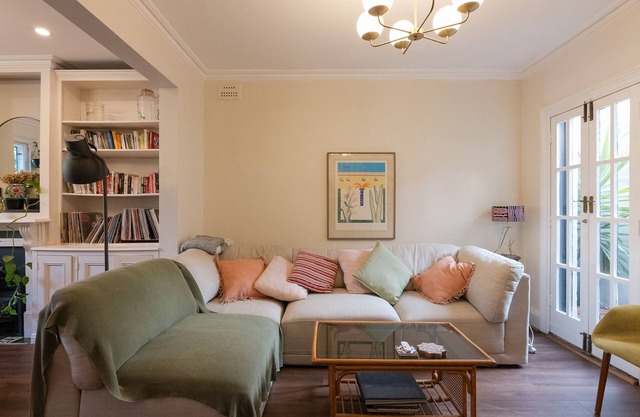 Sunny & Vibrant home in prime Newtown location