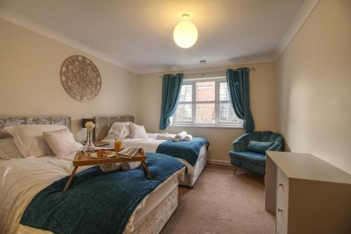 Sunnydale Serviced Apartments - Central Wakefield, spacious apartment