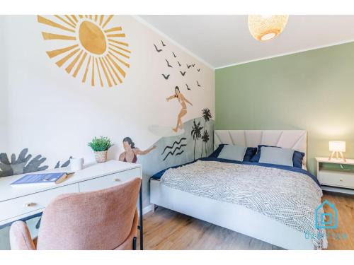 Sunrise Apartment - 3 Minutes to PKP & Old Town