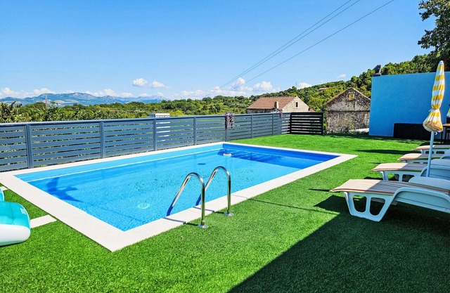 Sunrise by Interhome