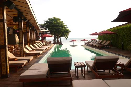 Sunset Beach Hotel - Adults Only