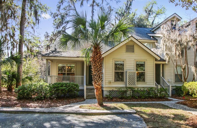 Sunset Rentals | Cottages 11