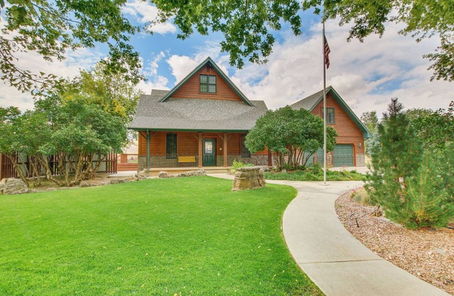 'Sunshine Ranch' in Idaho: Outdoor Living & Views!