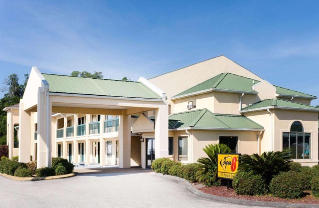 Super 8 by Wyndham Brunswick South I-95