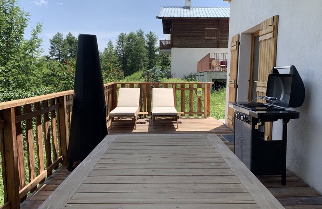 Superb Chalet Bottom