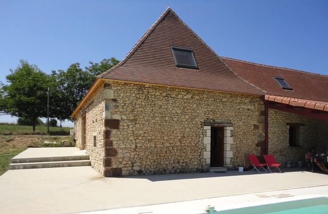 Superb stone barn a corner of paradise