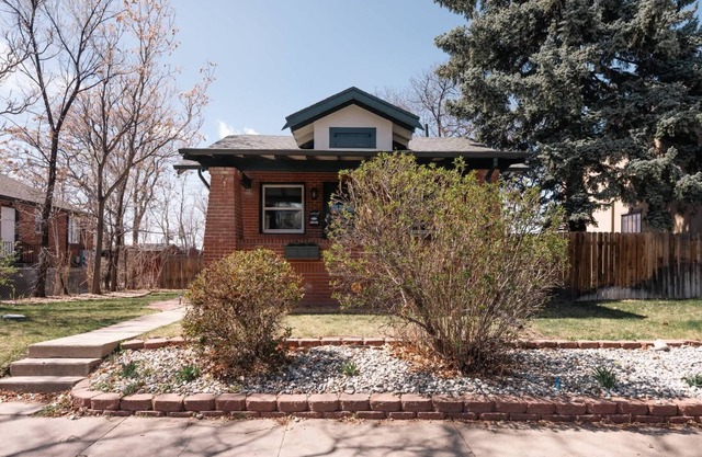 Superb Washington Park Home - Dog-Friendly w Yard