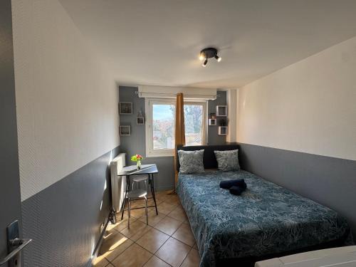 Superbe Studio à 300 metres Gare