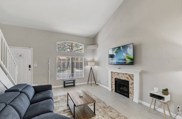 Superhost 5 Star ⭐ Service 2 Bedroom House in Henderson