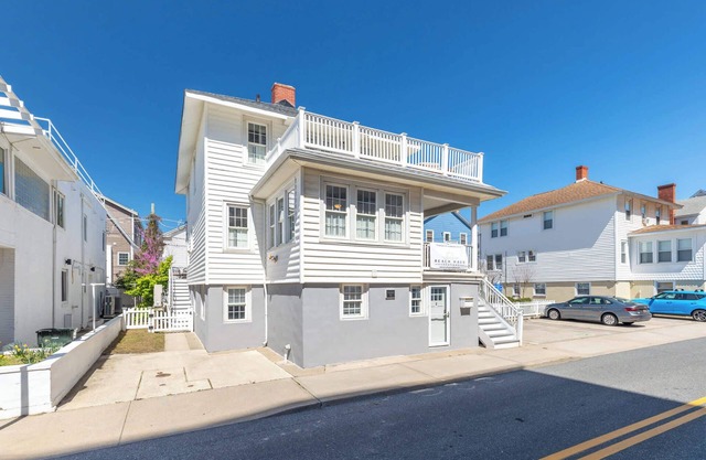 Surf 2 By the boardwalk 1BR lower level apartment